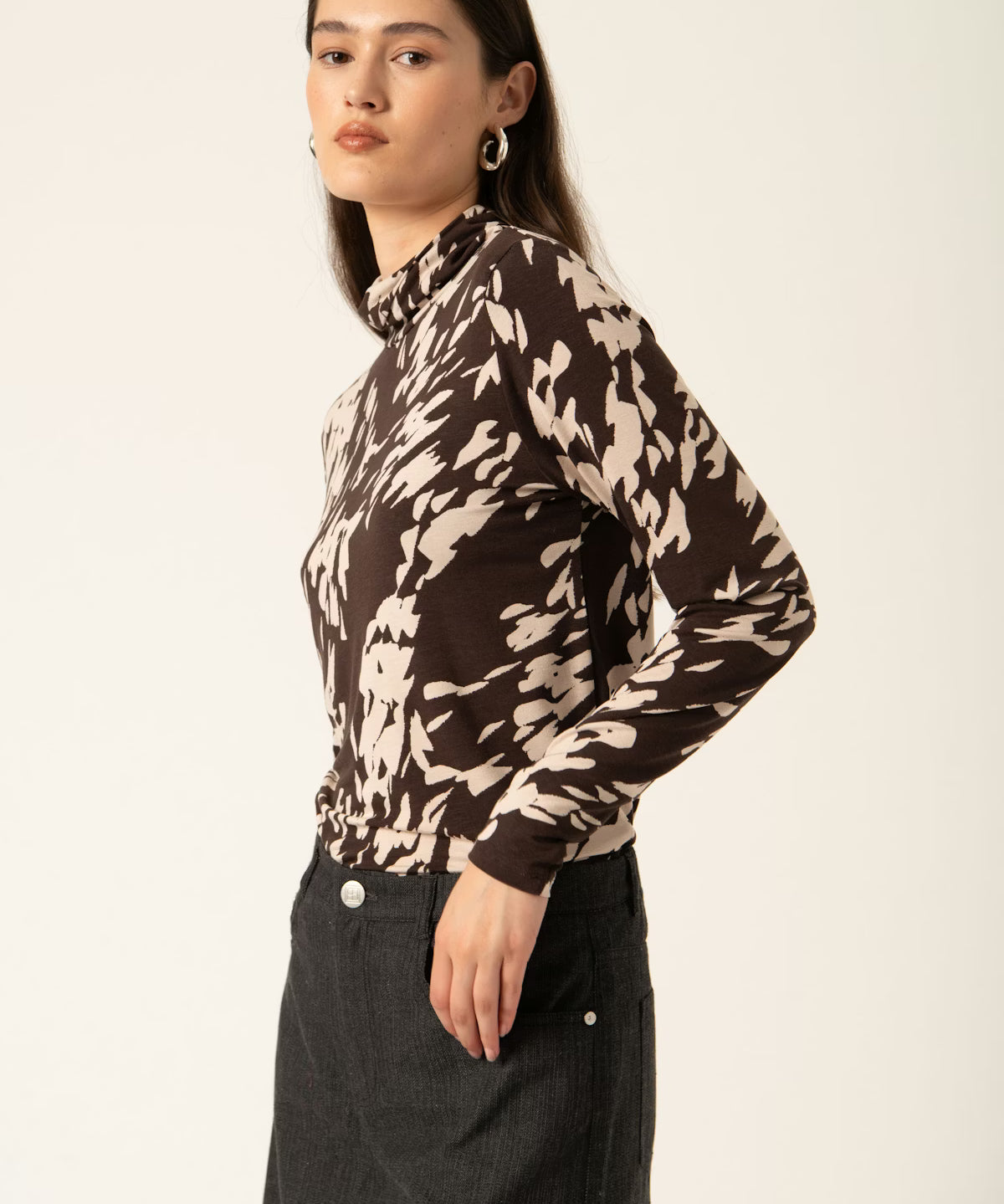 Hanadi Printed Rollneck Top