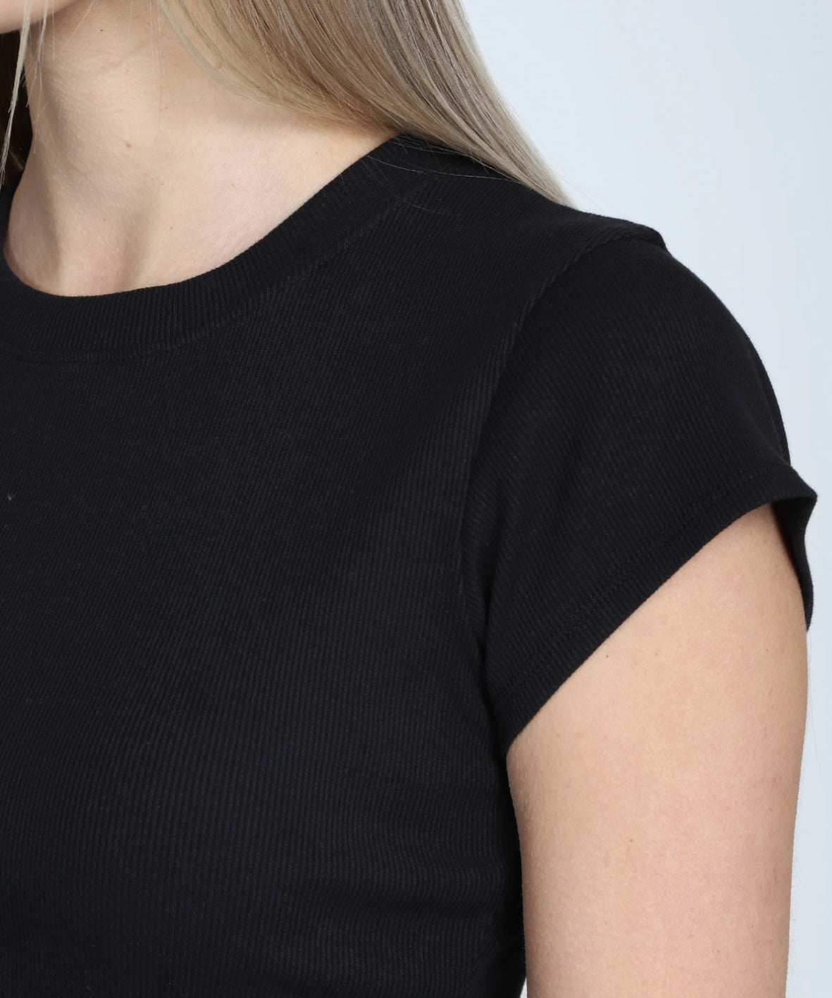 Ribbed tee - black