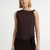 Top w/twisted shoulder