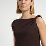 Top w/twisted shoulder