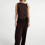 Top w/twisted shoulder