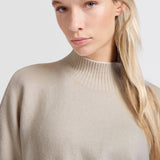 Soft Sweater w/rib sleeves