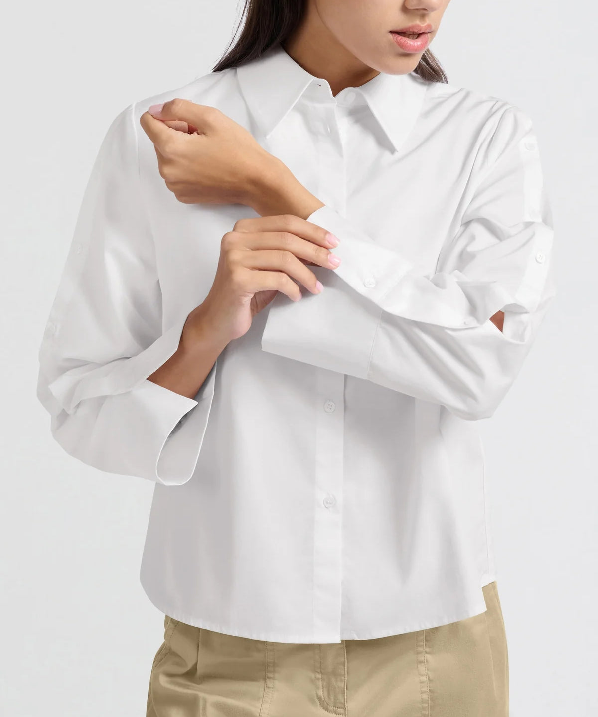 Blouse w/button sleeve detail