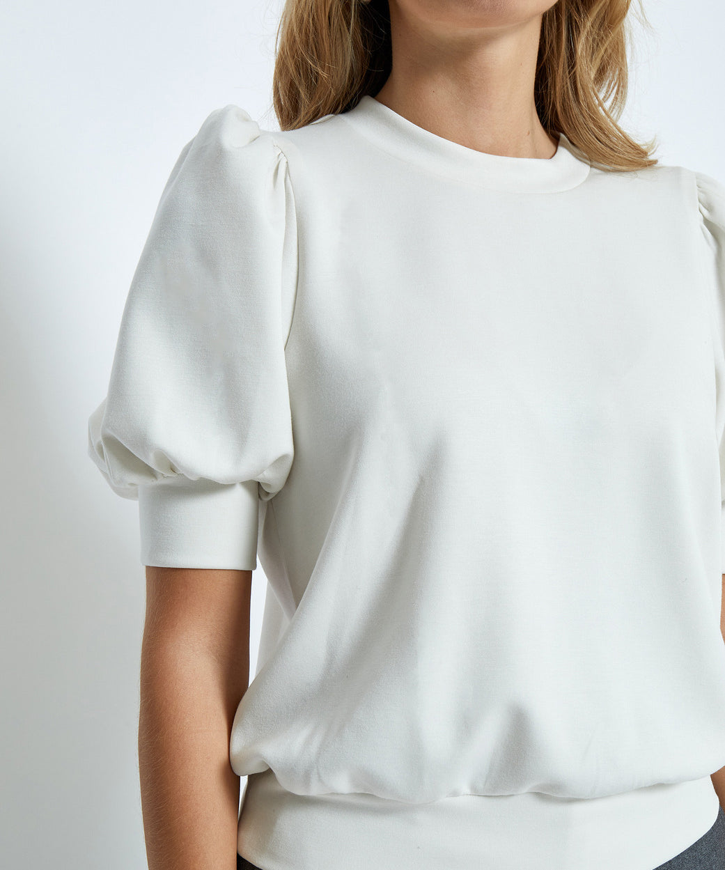 Liviana Tee - Cream