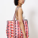 Aise Tote Bag