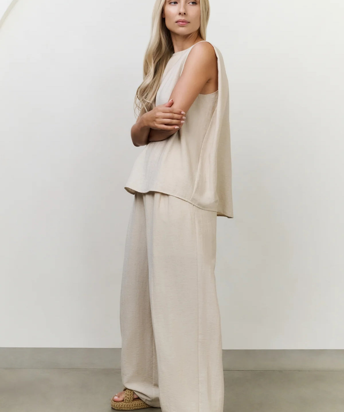 Wide Leg Trouser w/elastic back